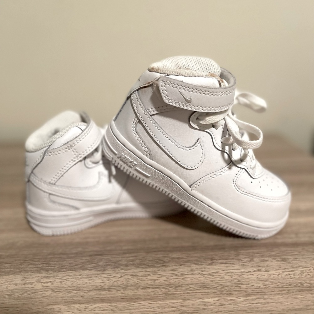 Nike Force 1 mid LE